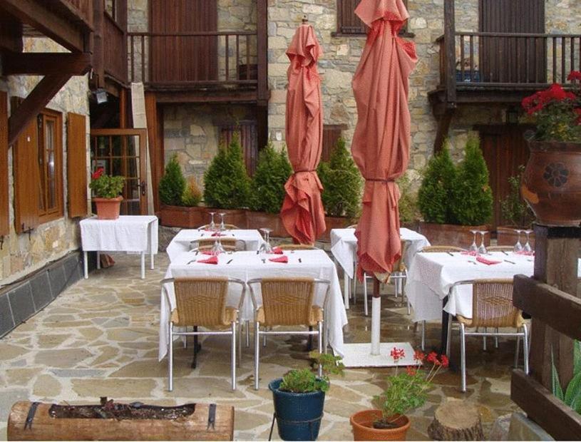El Bouquet Hotel Pla de l'Ermita Exterior photo